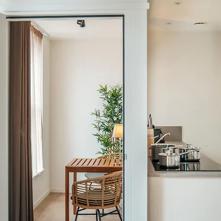 Urban Aparthotel