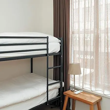 Aparthotel Urban 4*